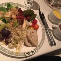 ロウリーズ・ザ・プライムリブ 恵比寿ガーデンプレイス店 - 