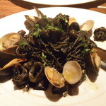 トラットリア スペランツァ エッセ - スパゲッティペスカトーレ　ネロ