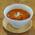 リュスティック - 料理写真:具だくさんトマトのスープ