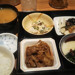 Yayoi Ken - 4種の和定食 890円、貝汁変更 130円 ♪