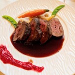 俺のフレンチ - 蝦夷ジカのローストポワブラードソース　¥1580
      （赤ワインと黒胡椒を効かせたソース↑らしい）