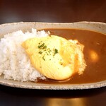 琥珀館 - オムレツカレー【Nov.2019】