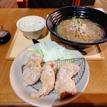 からあげセンター - 【2019.12.10(火)】デラックスからあげ定食セット(ミニラーメン・唐揚げ・ご飯)1,100円