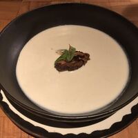 ザ タヴァン グリル＆ラウンジ - 