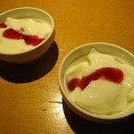 心人 - 杏仁豆腐。　　　　　2019.12.06