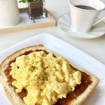 Luck Room cafe - Eggトースト