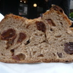 ル・プチメック - パン・ド・メテイユ・オ・レザン断面