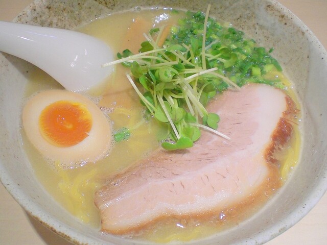 優しい 鶏白湯 の旨味が沁み渡る太平の人気ラーメン つけ麺店 By ジャン ソン 麺や けせらせら 百合が原 ラーメン 食べログ