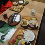 アエン・テーブル - 