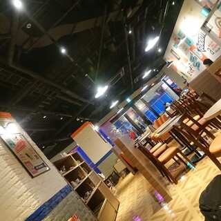 ユニバーサル シティ 喫煙 所