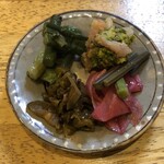 旬ものと日本酒 とみ笑 - 漬物盛り合わせ