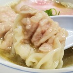 中華そば 西川 - ワンタン