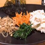 炭火やきとり 伝兵衛 - 