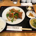 Qindao Chinese Restaurant - 鶏肉の甘酢あんかけ定食　コーヒー無料