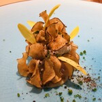 サンプリシテ - 明石のサワラ　菊芋のフリット　菊花