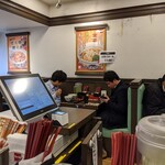 なか卯 - いわゆる店内