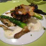 レストラン バカール - 北海道根室産白子とアスパラガスのムニエル