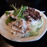 マコ マコ - サラダバー、ローストビーフの切り落としまで有ります。