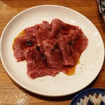 牛肉卸問屋直営　焼肉ホルモン酒場　oto-kichi - 中落ちカルビ(たぶん)