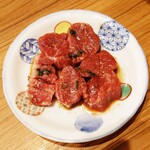 牛肉卸問屋直営　焼肉ホルモン酒場　oto-kichi - 厚切りハラミ(たぶん)
