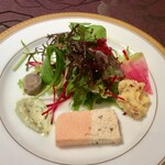 シンシア・リリィ - テリーヌ サラダ仕立て