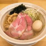 塩たいおう - 味玉塩らーめん