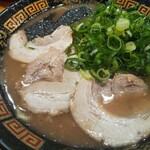 無鉄砲 総本店 - とんこつラーメン780円（税込）