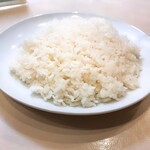 洋食 おなじみ - ライスです。少し硬いです。（2019.12 byジプシーくん）