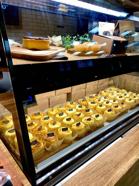閉店 バスクチーズケーキ専門店 マックロ Makkuro 近鉄名古屋 ケーキ 食べログ 閉店 バスクチーズケーキ専門店 マックロ Makkuro 近鉄名古屋 ケーキ 食べログ