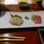 そば処 楽一 - 帆立貝柱と本鮪トロのお刺身。