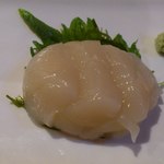 そば処 楽一 - 帆立貝柱のアップ。