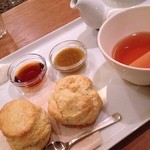 MLESNATEA - スコーン