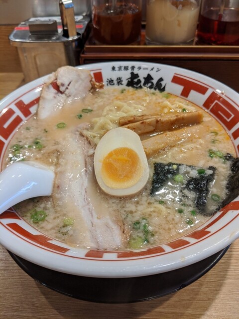 閉店】屯ちん 新宿店 （とんちん） - 西武新宿/ラーメン | 食べログ