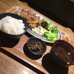 牡蠣・貝料理居酒屋 貝しぐれ - 生姜焼き定食