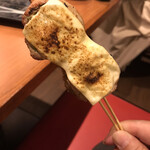 九州料理 博多花串 - レタス巻きチーズのせ