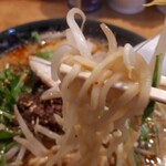 ちりめん亭 - 麺は標準的な太さ