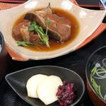 Hotori - カレイの煮付け定食