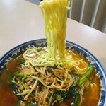 きりん - 台湾ラーメン 800円 ＋ 大盛り 100円 ＝ 900円（税込）。　　　　　2019.12.09