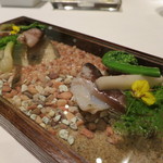 ア・ニュ ルトゥルヴェ・ヴー - 海と山の取り合わせ　(2012/03)