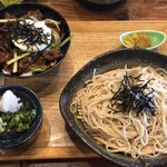 十割蕎麦 たつみ - 牛めしセット　1,000円ナリ