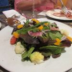 Arancino di Mare - 先ずはサラダを皆でシェア、ペッパーの効いたサラダです。