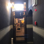 もんじ弥 - 店舗　入口