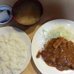 Tonkatsu Yamato - カツとカレーとご飯。