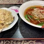 宝原 - 台湾炒飯と台湾ラーメンセット