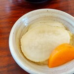 和食海鮮 ぎん - セット④なにげにこのお漬け物が旨い！絶対自家製。