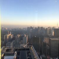 ザ タヴァン グリル＆ラウンジ - 