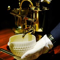 USHIMITSU NISHIAZABU - 牛だしに蟹とウニの風味を加え、