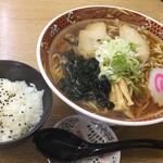 金ちゃんラーメン - 醤油ラーメン大盛＆ライス(2019.12.2)