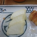 伊勢屋酒店 - 大根の漬物(サービス)