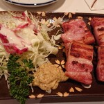 泉岳寺パブレストラン いしかわ - 厚切りポーク